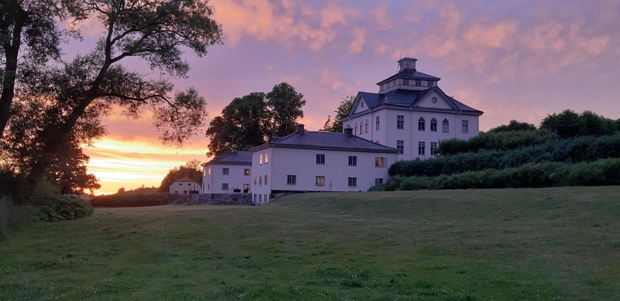 Oester Malma Hotel Marieberg  Extérieur photo