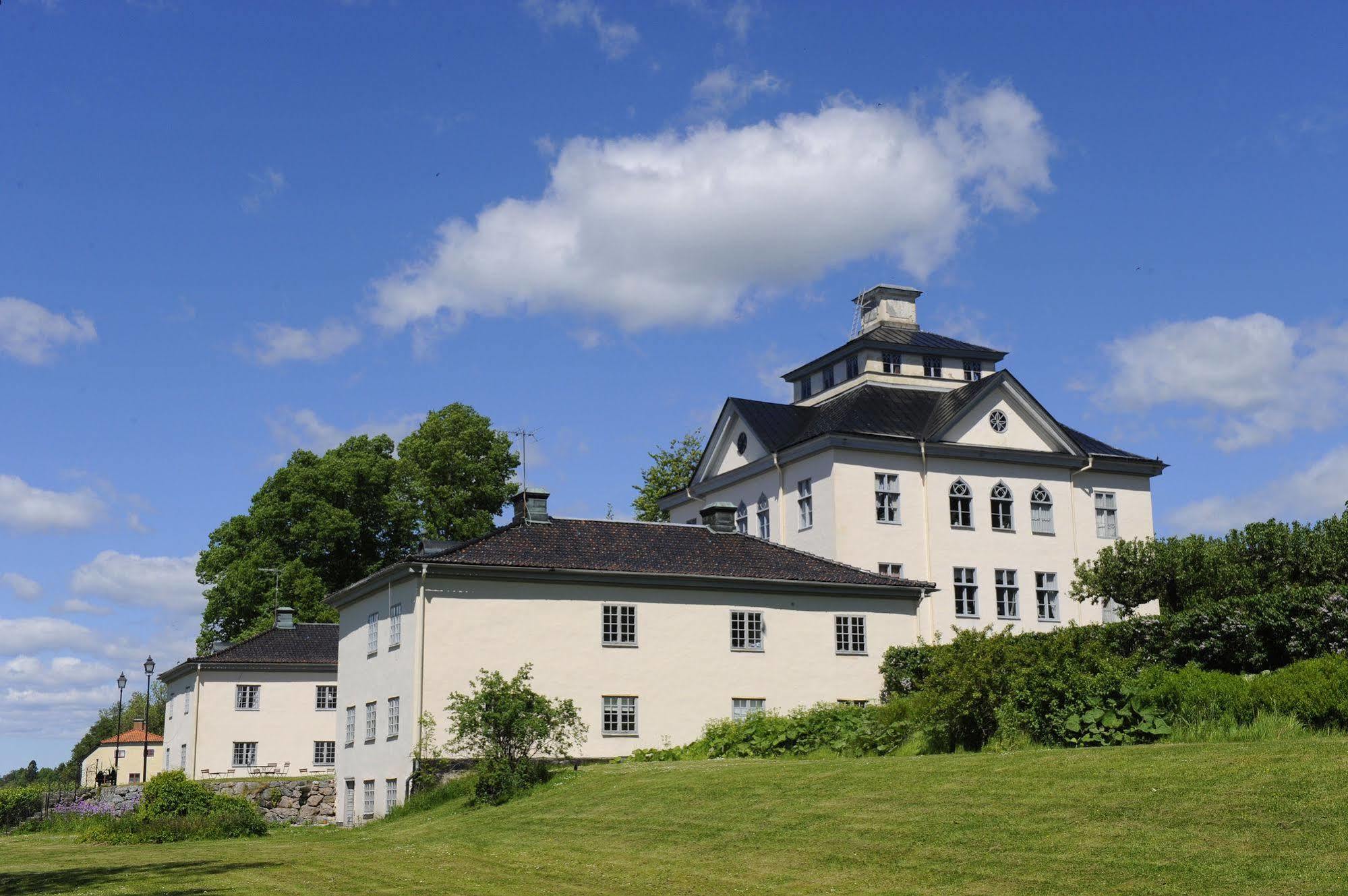 Oester Malma Hotel Marieberg  Extérieur photo