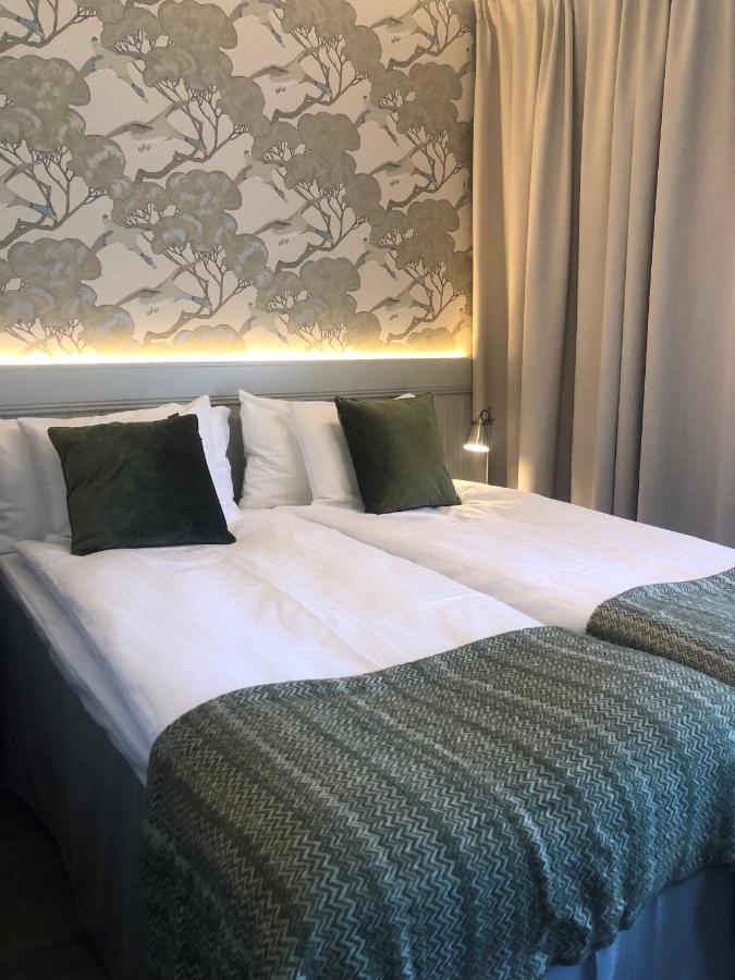 Oester Malma Hotel Marieberg  Extérieur photo